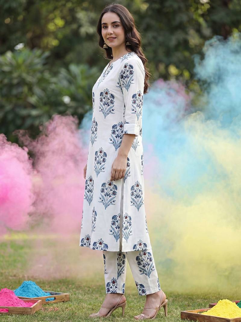 Women Floral Printed Regular Pure Cotton Kurta with Trousers