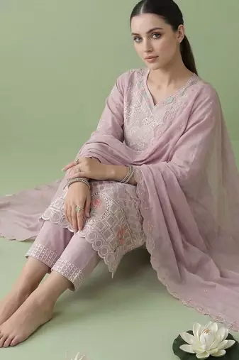 Women Floral Embroidered Regular Sequinned Pure Cotton Kurta with Trousers & With Dupatta