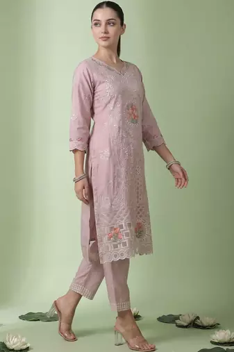 Women Floral Embroidered Regular Sequinned Pure Cotton Kurta with Trousers & With Dupatta