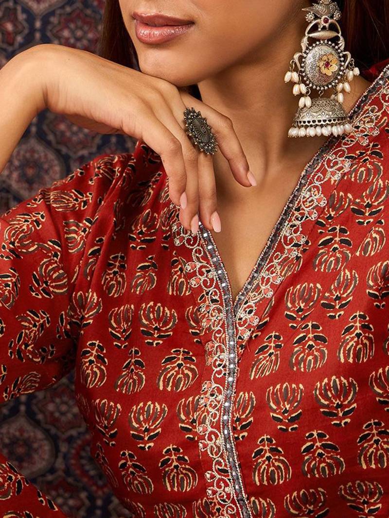 Women Ethnic Motifs Printed Straight Pure Cotton Kurta with Trouser