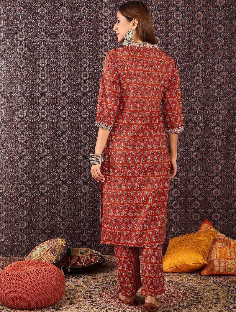 Women Ethnic Motifs Printed Straight Pure Cotton Kurta with Trouser