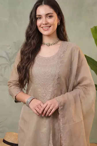 Women Ethnic Motifs Embroidered Regular Thread Work Kurta with Trousers & With Dupatta