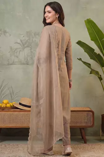 Women Ethnic Motifs Embroidered Regular Thread Work Kurta with Trousers & With Dupatta
