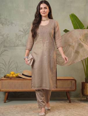 Women Ethnic Motifs Embroidered Regular Thread Work Kurta with Trousers & With Dupatta 5
