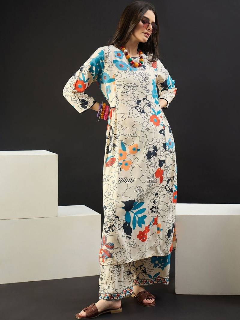 Women Floral Printed Regular Kurta with Trousers