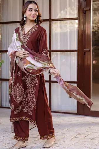 Women Ethnic Motifs Embroidered Regular Thread Work Kurta with Trousers & With Dupatta