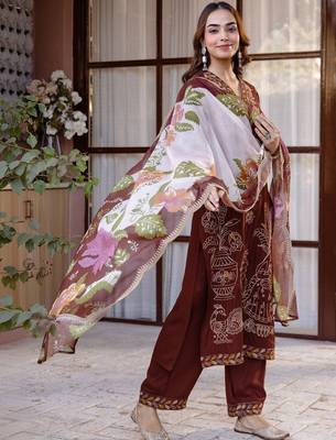 Women Ethnic Motifs Embroidered Regular Thread Work Kurta with Trousers & With Dupatta 6