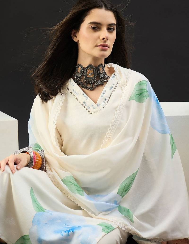 Women Floral Printed Regular Sequinned Linen Kurta with Trousers & With Dupatta