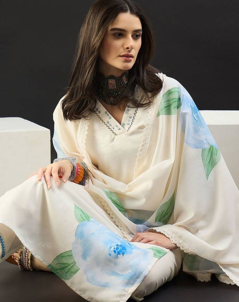 Women Floral Printed Regular Sequinned Linen Kurta with Trousers & With Dupatta