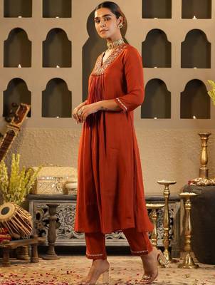 Floral Yoke Design V Neck Zari Chanderi Silk A-Line Kurta & Trousers 6