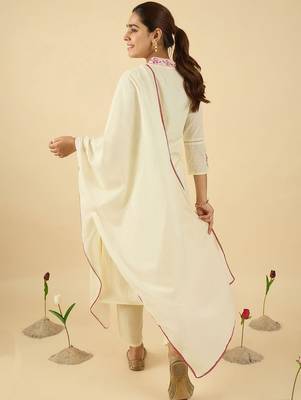 Women Floral Embroidered Pure Cotton Kurta with Trousers & With Dupatta 3