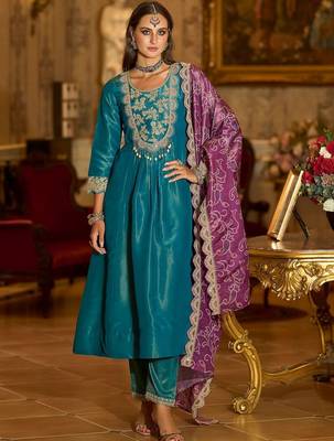 Women Ethnic Motifs Embroidered Panelled Thread Work Kurta with Trousers & With Dupatta 6