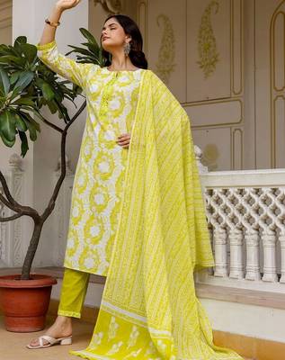 Women Floral Printed Regular Pure Cotton Kurta with Trousers & With Dupatta 1