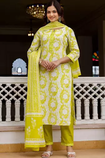 Women Floral Printed Regular Pure Cotton Kurta with Trousers & With Dupatta