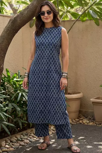 Women Printed Regular Pure Cotton Kurta with Palazzos