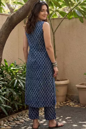 Women Printed Regular Pure Cotton Kurta with Palazzos