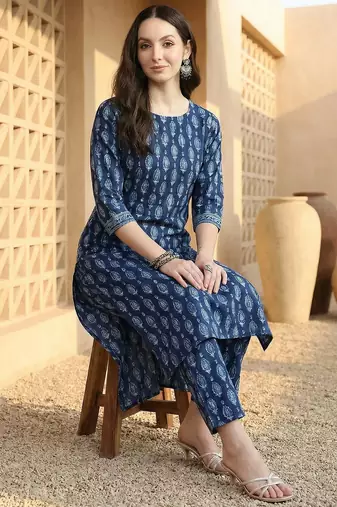 Women Ethnic Motifs Printed Regular Pure Cotton Kurta with Trousers