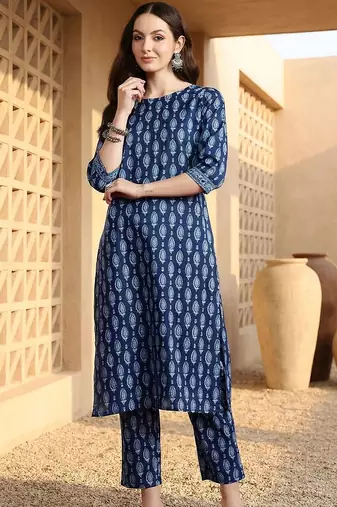 Women Ethnic Motifs Printed Regular Pure Cotton Kurta with Trousers