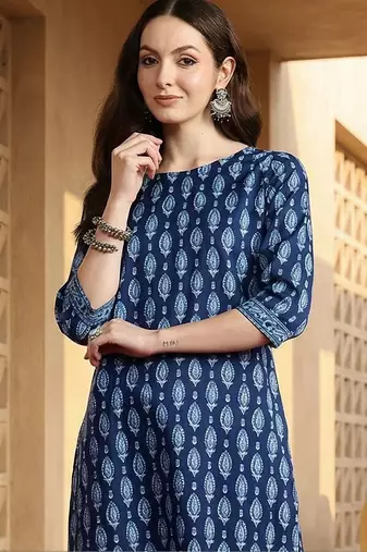 Women Ethnic Motifs Printed Regular Pure Cotton Kurta with Trousers