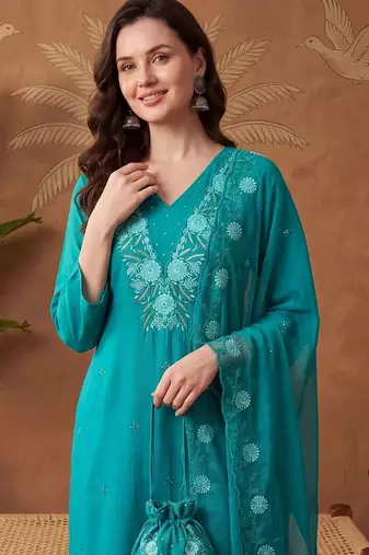 Women Ethnic Motifs Embroidered Regular Thread Work Kurta with Trousers & With Dupatta