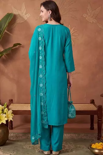 Women Ethnic Motifs Embroidered Regular Thread Work Kurta with Trousers & With Dupatta