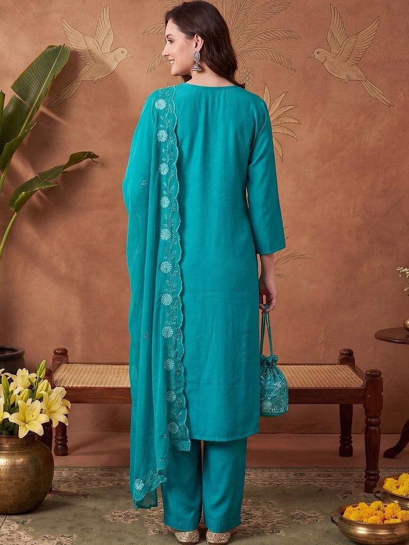 Women Ethnic Motifs Embroidered Regular Thread Work Kurta with Trousers & With Dupatta