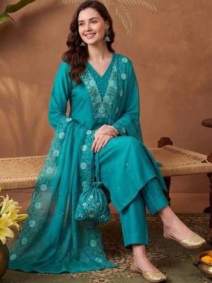 Women Ethnic Motifs Embroidered Regular Thread Work Kurta with Trousers & With Dupatta 4