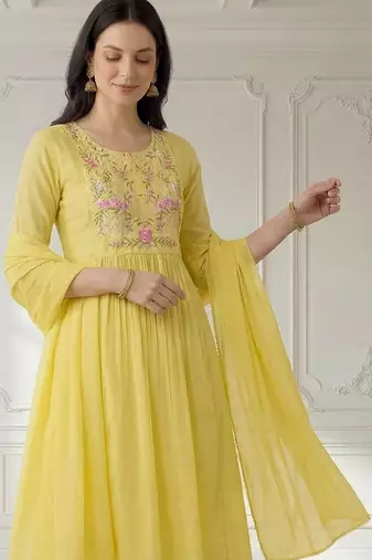 Women Floral Embroidered Panelled Thread Work Pure Cotton Kurta with Trousers & With Dupatta