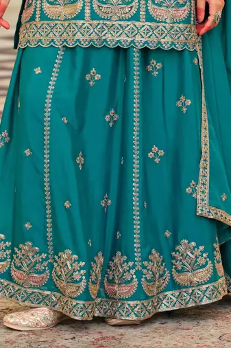 Women Ethnic Motifs Embroidered Zari Regular Kurta with Sharara & With Dupatta