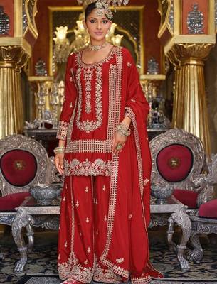 Women Ethnic Motifs Embroidered Regular Kurta With Sharara & Dupatta Kurta Sets 1