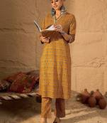 Women Ethnic Motifs Printed Regular Pure Cotton Kurta with Trousers