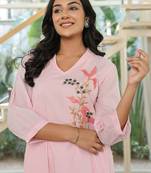 Women Floral Embroidered Regular Thread Work Pure Cotton Kurta with Trousers