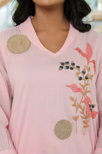 Women Floral Embroidered Regular Thread Work Pure Cotton Kurta with Trousers