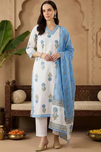 Women Floral Printed Regular Sequinned Pure Cotton Kurta with Trousers & With Dupatta