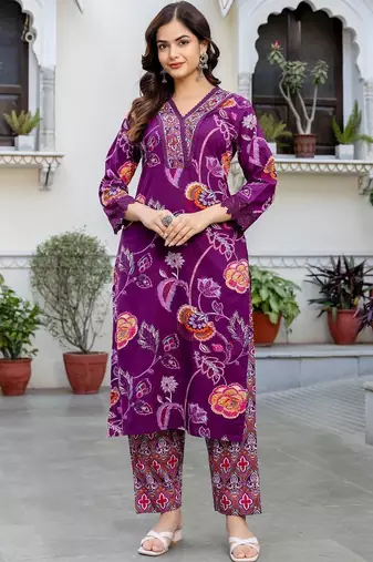 Women Floral Printed Regular Pure Cotton Kurta with Trousers & With Dupatta