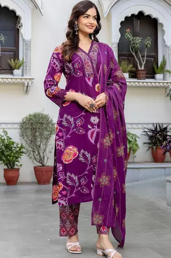 Women Floral Printed Regular Pure Cotton Kurta with Trousers & With Dupatta