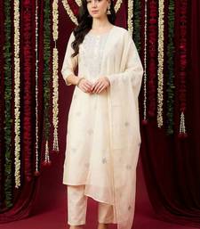 Women Ethnic Motifs Embroidered Regular Thread Work Pure Cotton Kurta with Trousers & With Dupatta