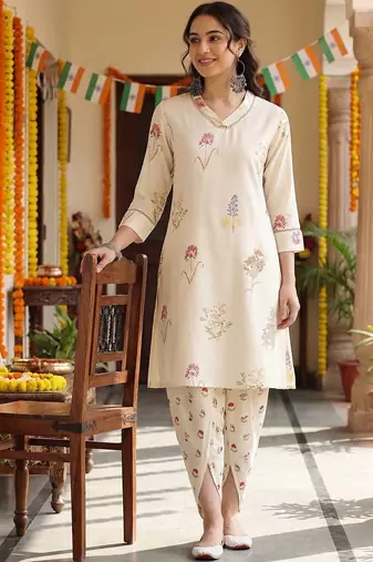 Women Floral Printed Regular Thread Work Kurta with Dhoti Pants