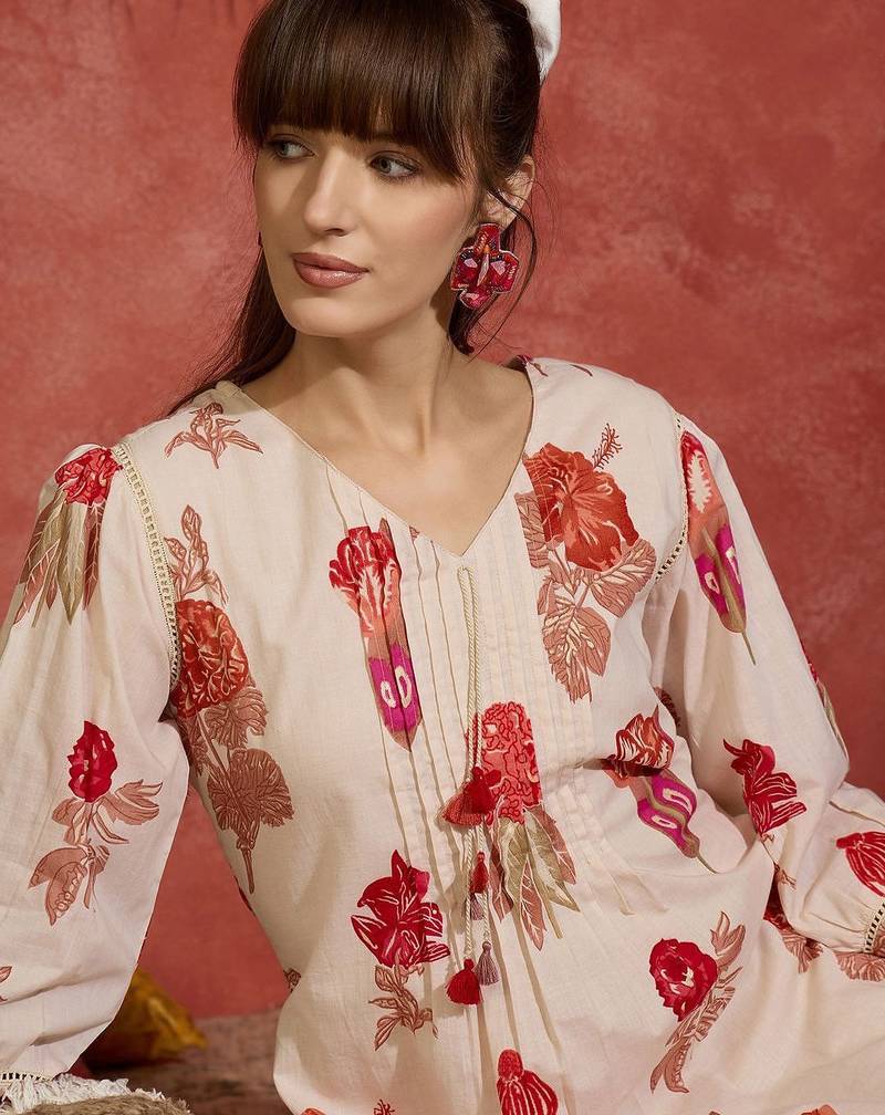 Women Floral Printed Pure Cotton A-Line Kurta with Trousers