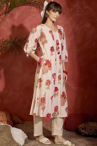 Women Floral Printed Pure Cotton A-Line Kurta with Trousers
