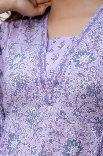 Floral Printed Panelled Square Neck Pure Cotton Kurta With Trousers & Dupatta