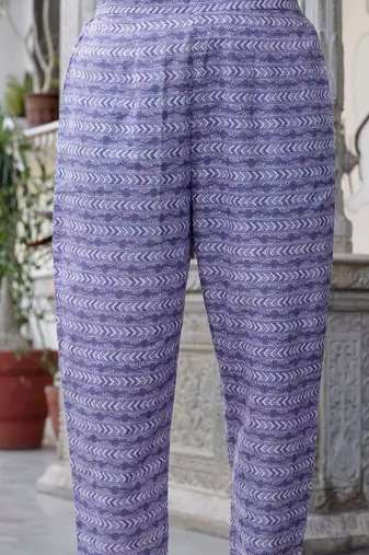 Floral Printed Panelled Square Neck Pure Cotton Kurta With Trousers & Dupatta