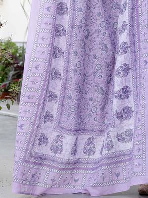 Floral Printed Panelled Square Neck Pure Cotton Kurta With Trousers & Dupatta 5