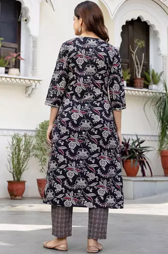 Women Floral Printed Angrakha Pure Cotton Kurta with Trousers & With Dupatta
