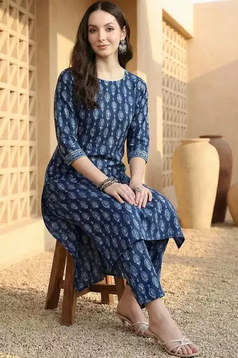 Women Ethnic Motifs Printed Regular Pure Cotton Kurta with Trousers