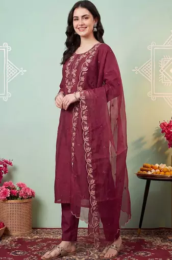 Women Ethnic Motifs Embroidered Regular Thread Work Kurta with Trousers & With Dupatta