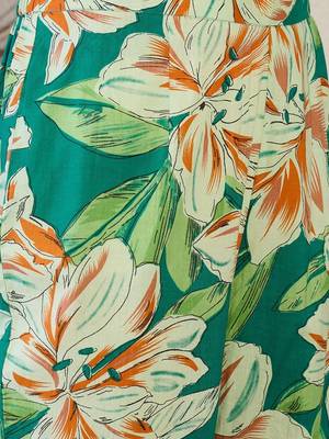 Women Floral Printed Regular Pure Cotton Kurta with Trousers 6