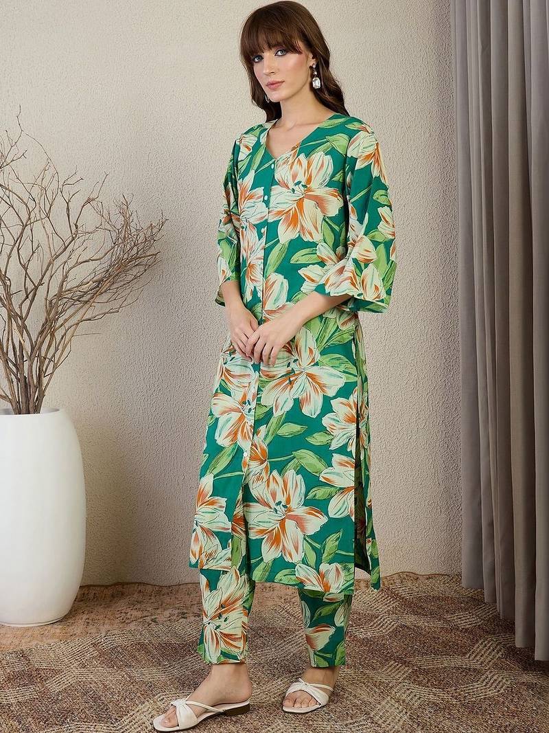 Women Floral Printed Regular Pure Cotton Kurta with Trousers
