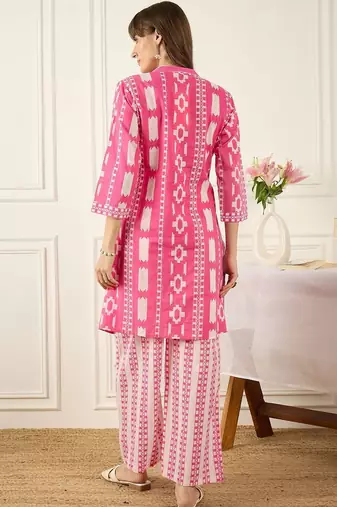 Women Printed Regular Pure Cotton Kurta with Trousers