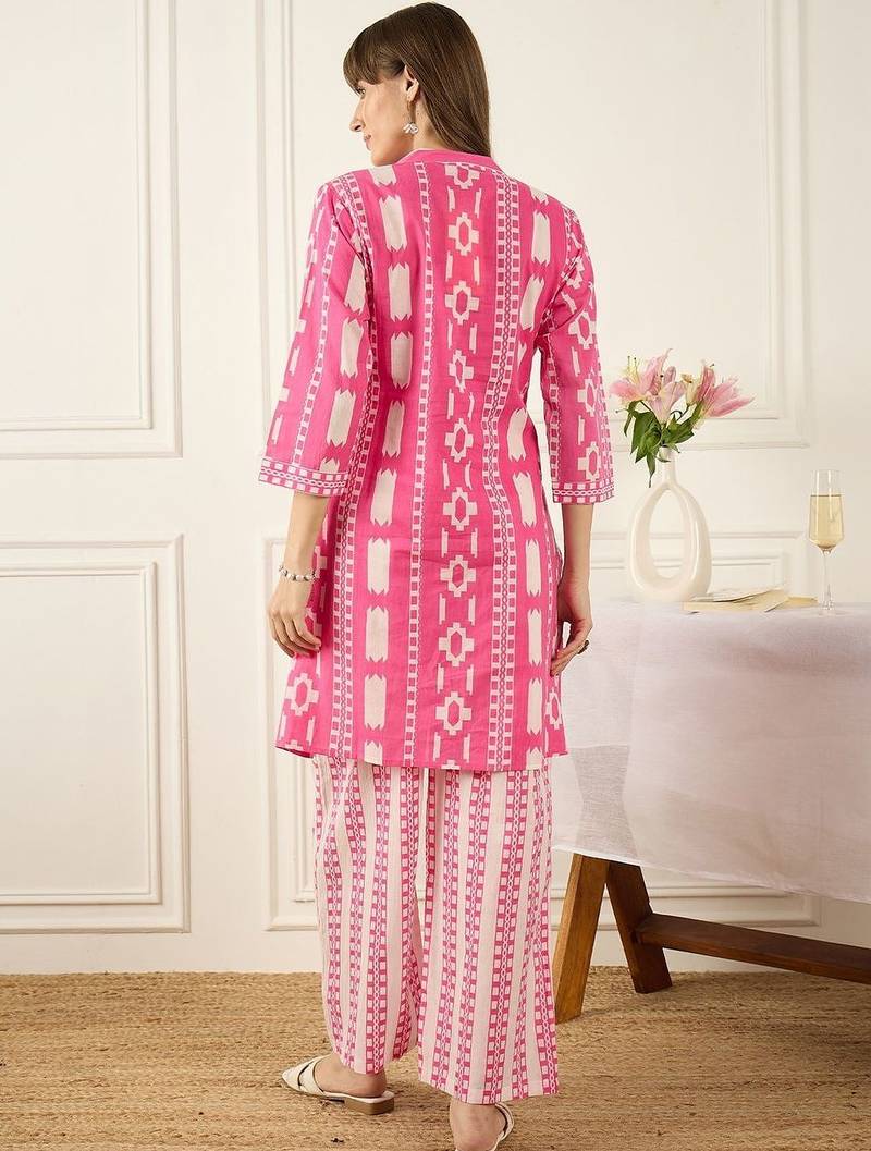 Women Printed Regular Pure Cotton Kurta with Trousers